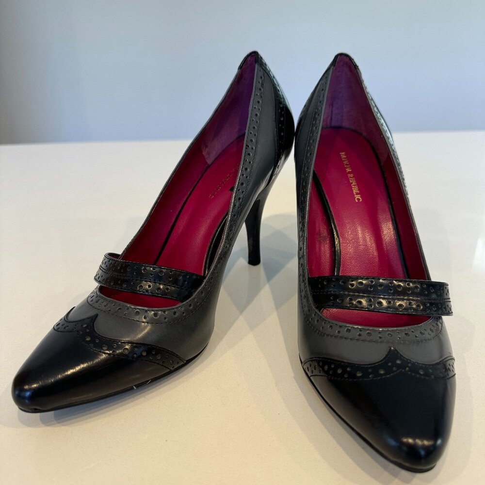 Banana Republic Mary Jane Wingtip Oxford heels pumps maryjanes 7.5